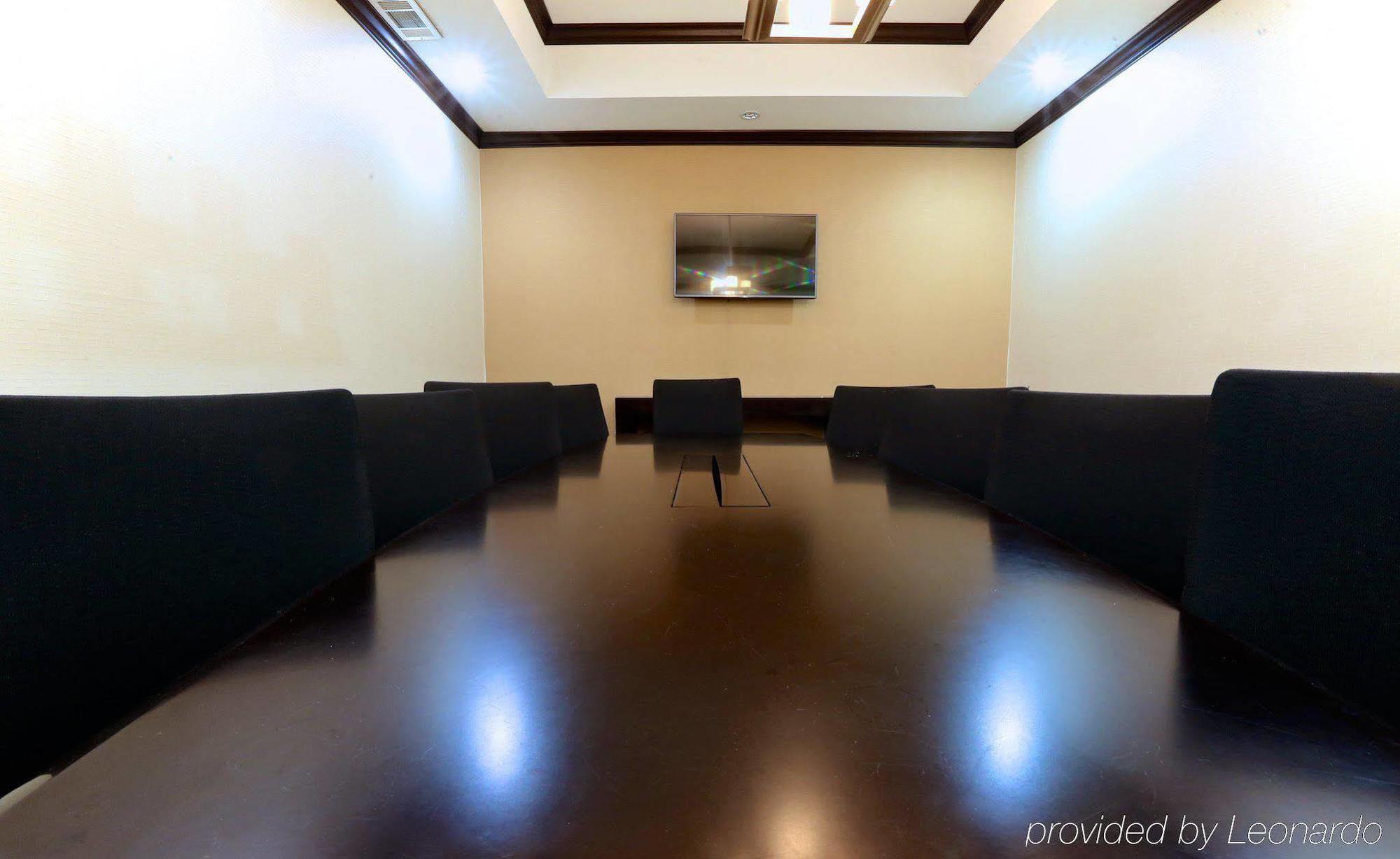 Holiday Inn Express Hotel & Suites Dallas West By Ihg Εξωτερικό φωτογραφία